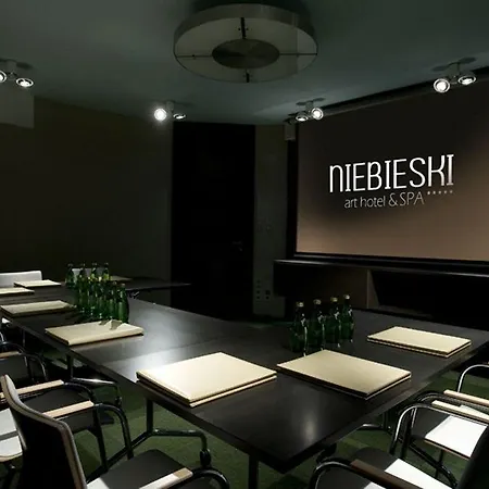 Niebieski Art Hotel & Spa 